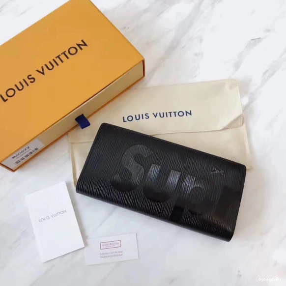Vuitton wallet Louis Supreme 0213